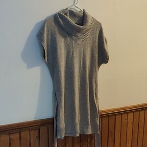 GAP Gray Cowl Neck Short Sleeve Long  Sweater  with Waist Ties